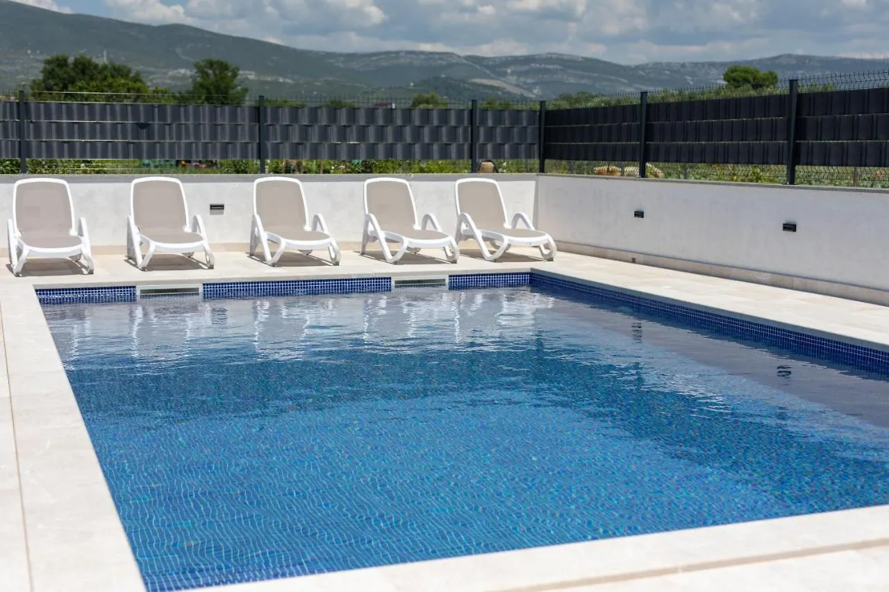 Villa Ana Trogir 0*,  Croatie